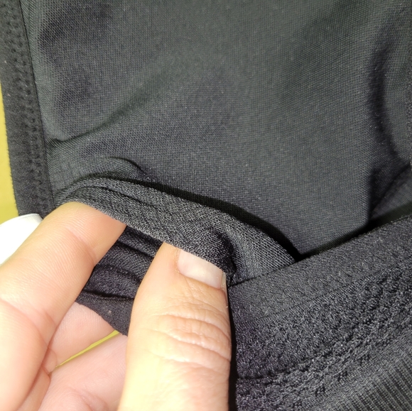 4 Nike Sports bras Med - Picture 13 of 16